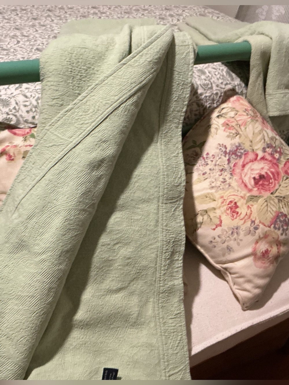 EUC Lands End 100% Cotton Matelasse’ Bedspread w Shams